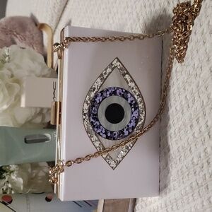 Evening Clutch with gold chainlink